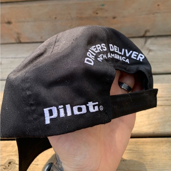 💙 NWOT Pilot Flying J “Road Warrior” Trucker Hat – Black Embroidered Cap - Picture 7 of 9